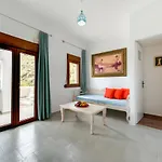 Moschatos House 4*