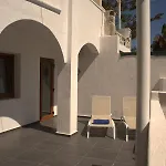 Moschatos House Pensión Kamári