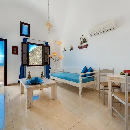 Moschatos House 4* Kamári
