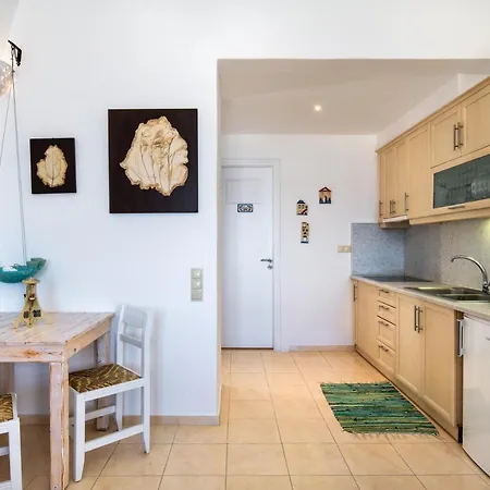 Moschatos House 4* Kamári