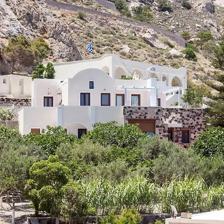 Moschatos House Guest house