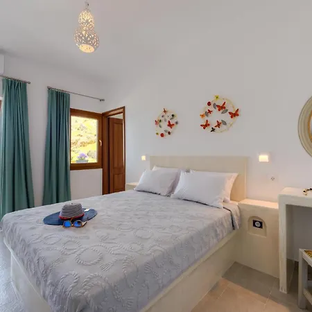 ゲストハウス Moschatos House Kamári