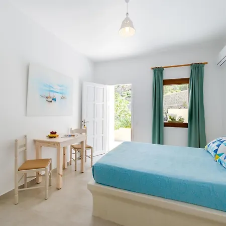 Moschatos House Pensjonat Kamári