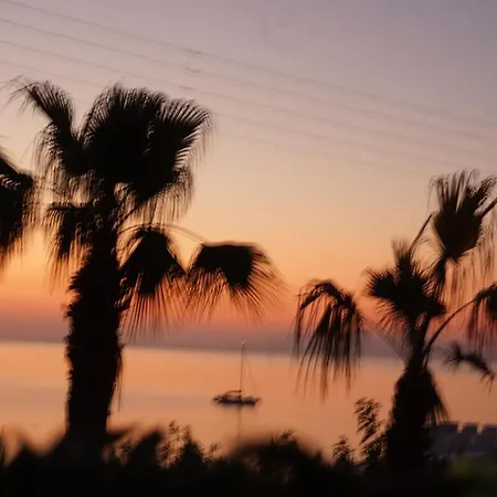 Pensjonat Moschatos House