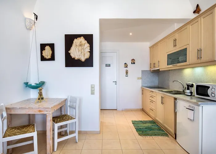 Moschatos House 4* Kamári