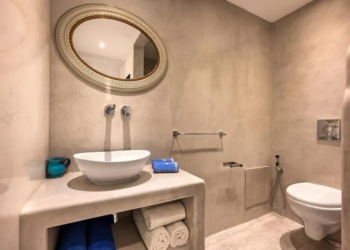 Guest house Moschatos House 4*