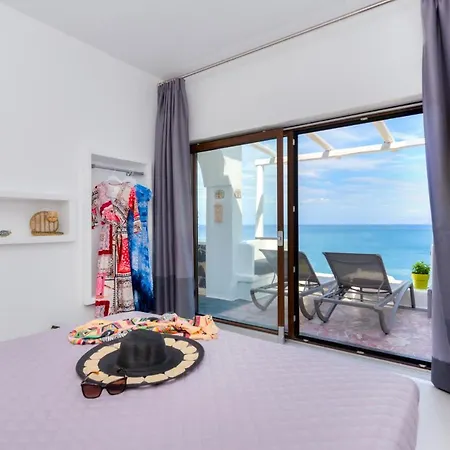 Πανσιόν Moschatos House Καμάρι