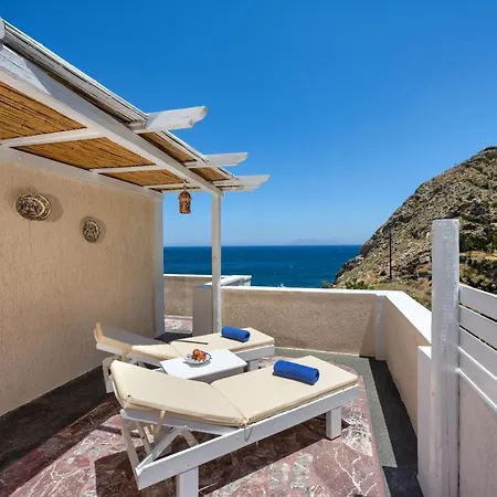 Πανσιόν Moschatos House 4*