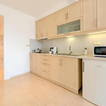 Πανσιόν Moschatos House Καμάρι