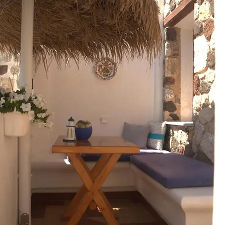 Pensión Moschatos House Kamári