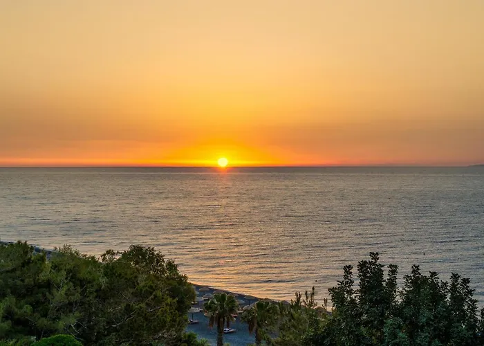 Moschatos House 4* Камари