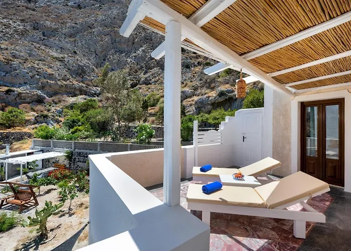 Гостевой дом Moschatos House 4*