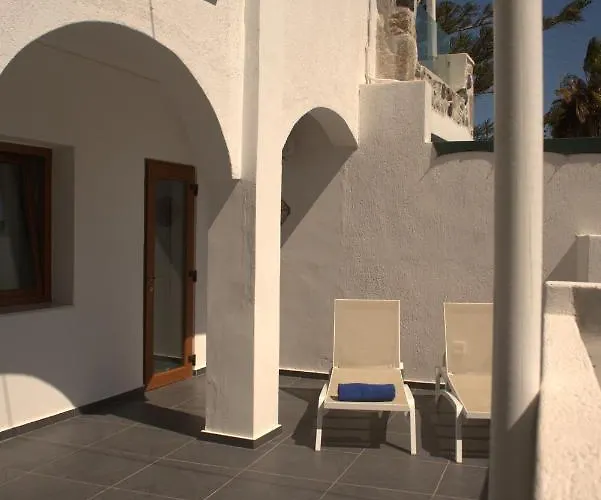 Moschatos House Pensión Kamári